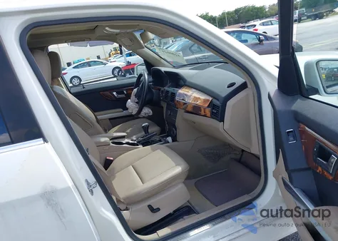 2010 Mercedes-Benz Glk 350 z USA, uszkodzony, nr VIN WDCGG5GB4AF384372